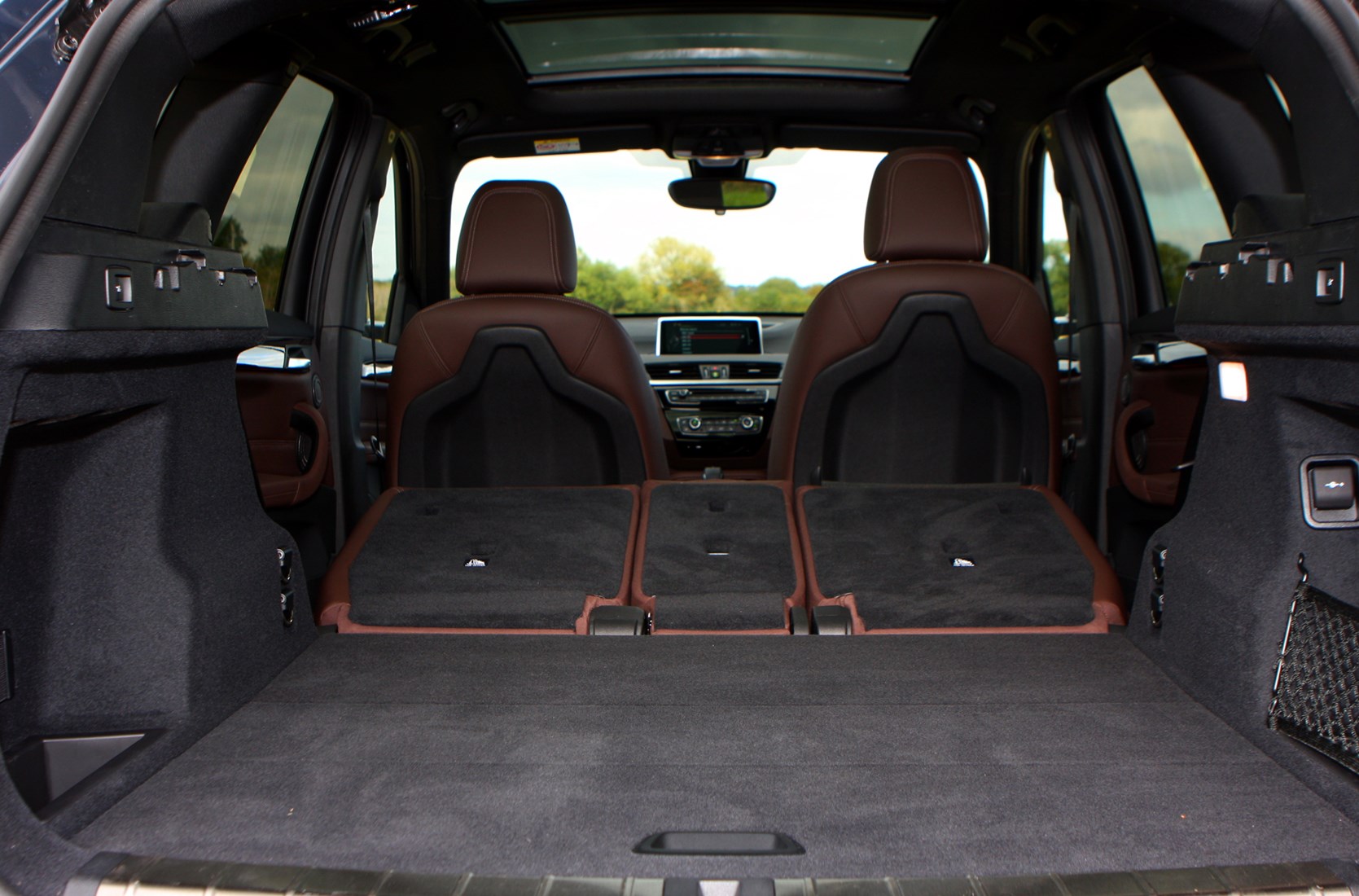 BMW X1 Boot Space: Kích Thước, Tiện Ích và So Sánh Chi Tiết Nhất 3 bmw x1 boot space - Hình 3