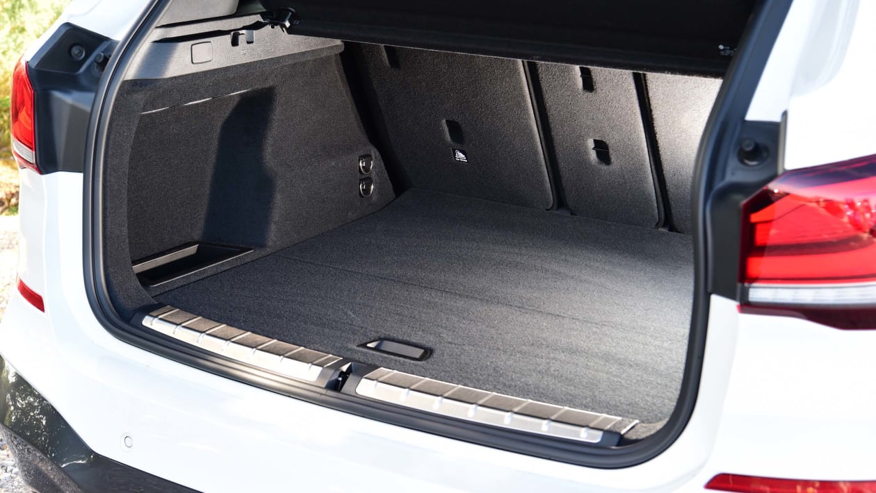 BMW X1 Boot Space: Kích Thước, Tiện Ích và So Sánh Chi Tiết Nhất 5 bmw x1 boot space - Hình 1