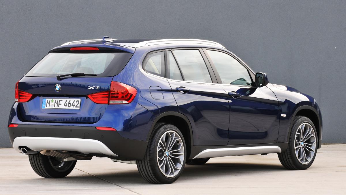 BMW X1 E84: Đánh giá chi tiết từ thiết kế, động cơ đến trải nghiệm vận hành 3 bmw x1 e84 - Hình 3