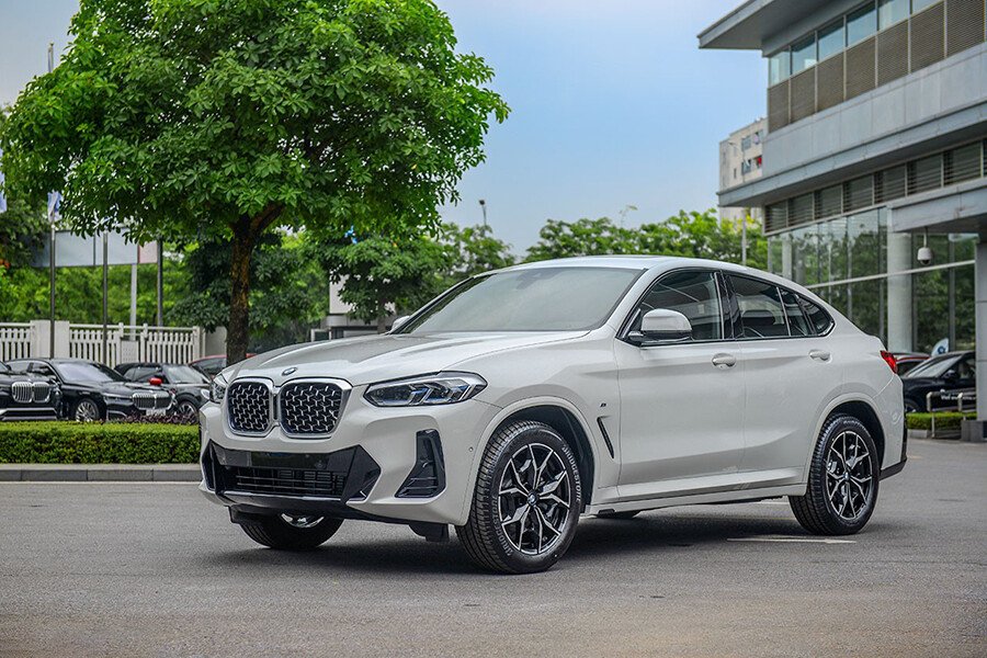 BMW X4 20i: Đánh giá chi tiết động cơ, vận hành và trải nghiệm thực tế 2 bmw x4 20i - Hình 4