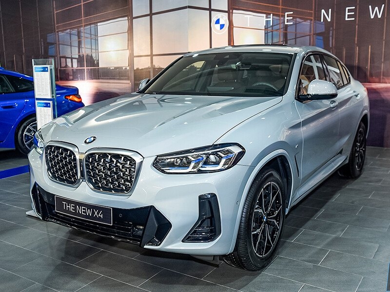 BMW X4 20i: Đánh giá chi tiết động cơ, vận hành và trải nghiệm thực tế 5 bmw x4 20i - Hình 1