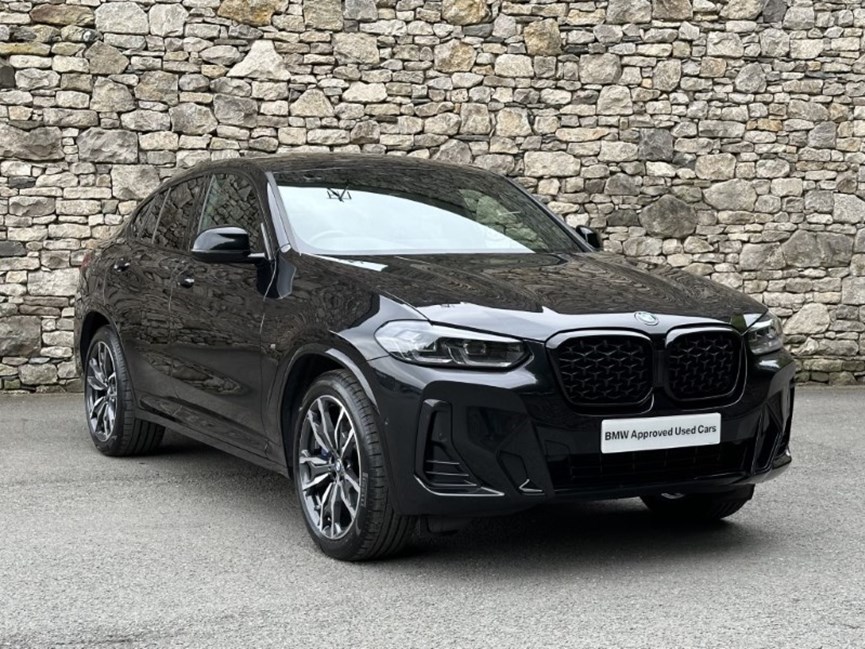 BMW X4 Black: Bí Mật Về Phiên Bản Sang Trọng Và Thể Thao Đầy Cá Tính 5 bmw x4 black - Hình 1