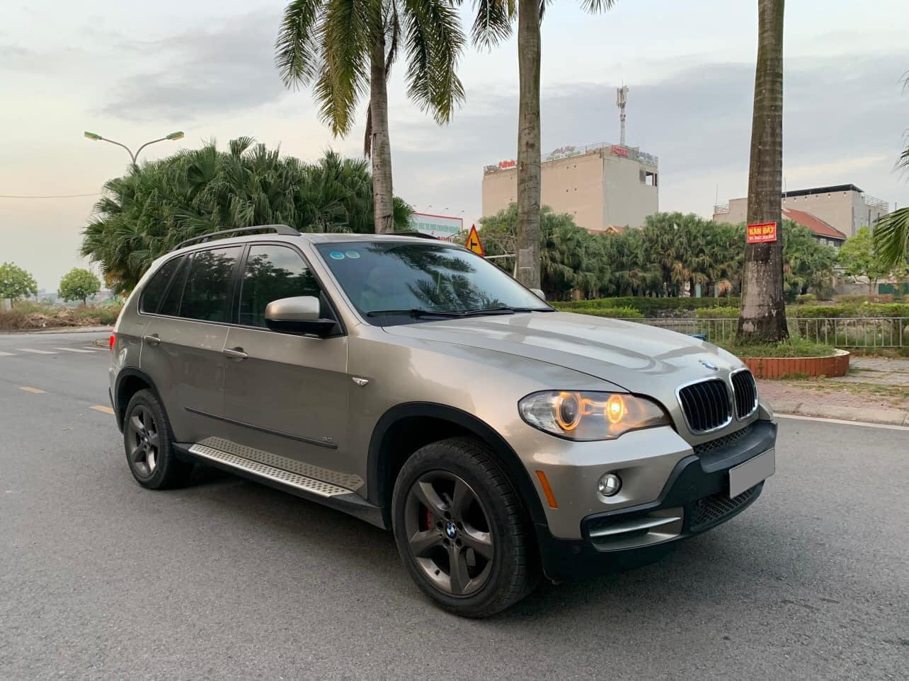 BMW X5 7 Chỗ: Đẳng Cấp SUV Hạng Sang Với Không Gian Gia Đình 1 bmw x5 7 chỗ - Hình 4