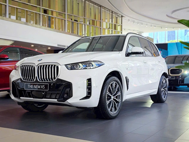 BMW X5 mấy chỗ? Giải đáp chi tiết về sức chứa và không gian nội thất 3 bmw x5 mấy chỗ - Hình 2