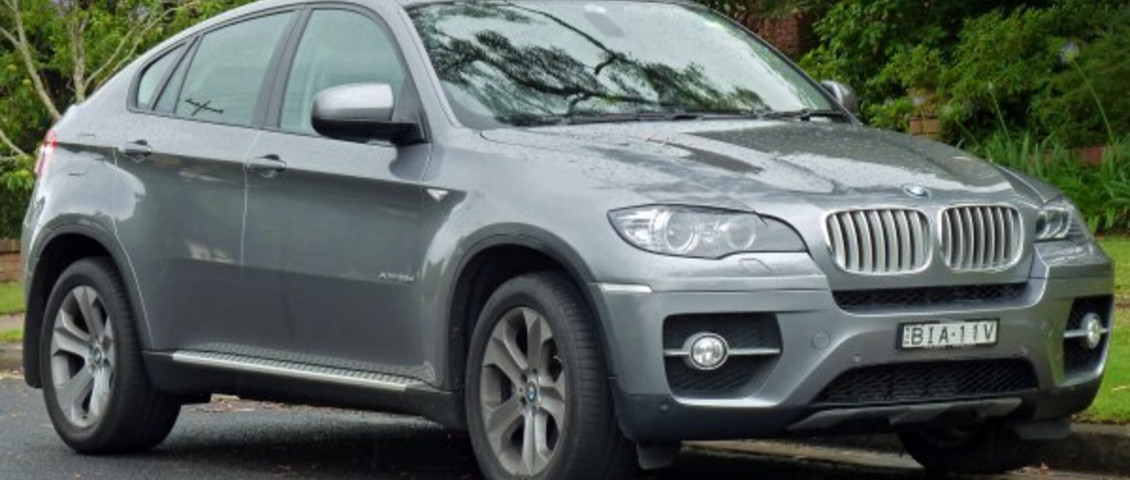BMW X6 E71: Biểu Tượng SUV Coupe Định Nghĩa Lại Phong Cách Và Hiệu Năng 3 bmw x6 e71 - Hình 2