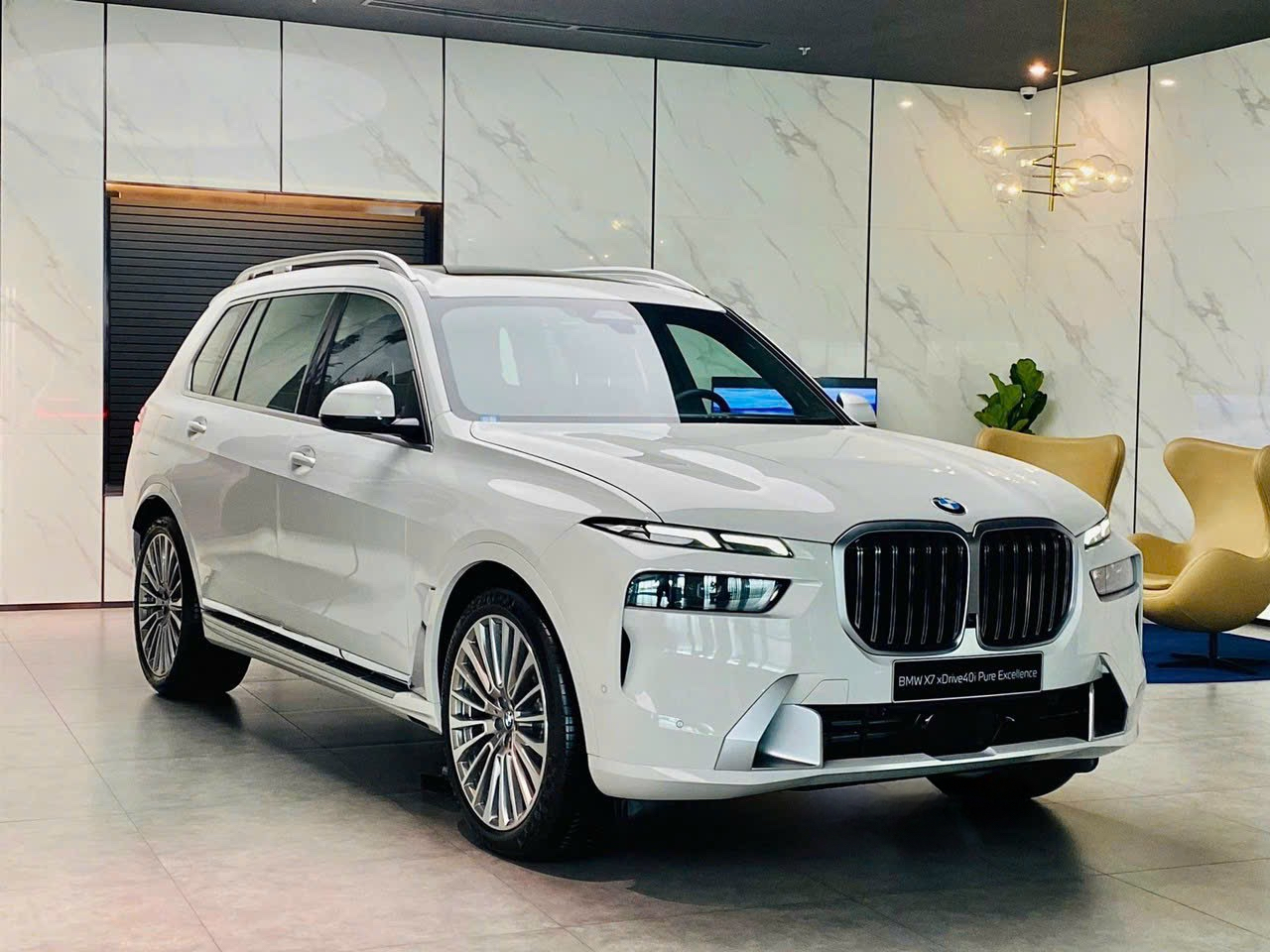 bmw x7 xdrive40i m sport - Hình 2