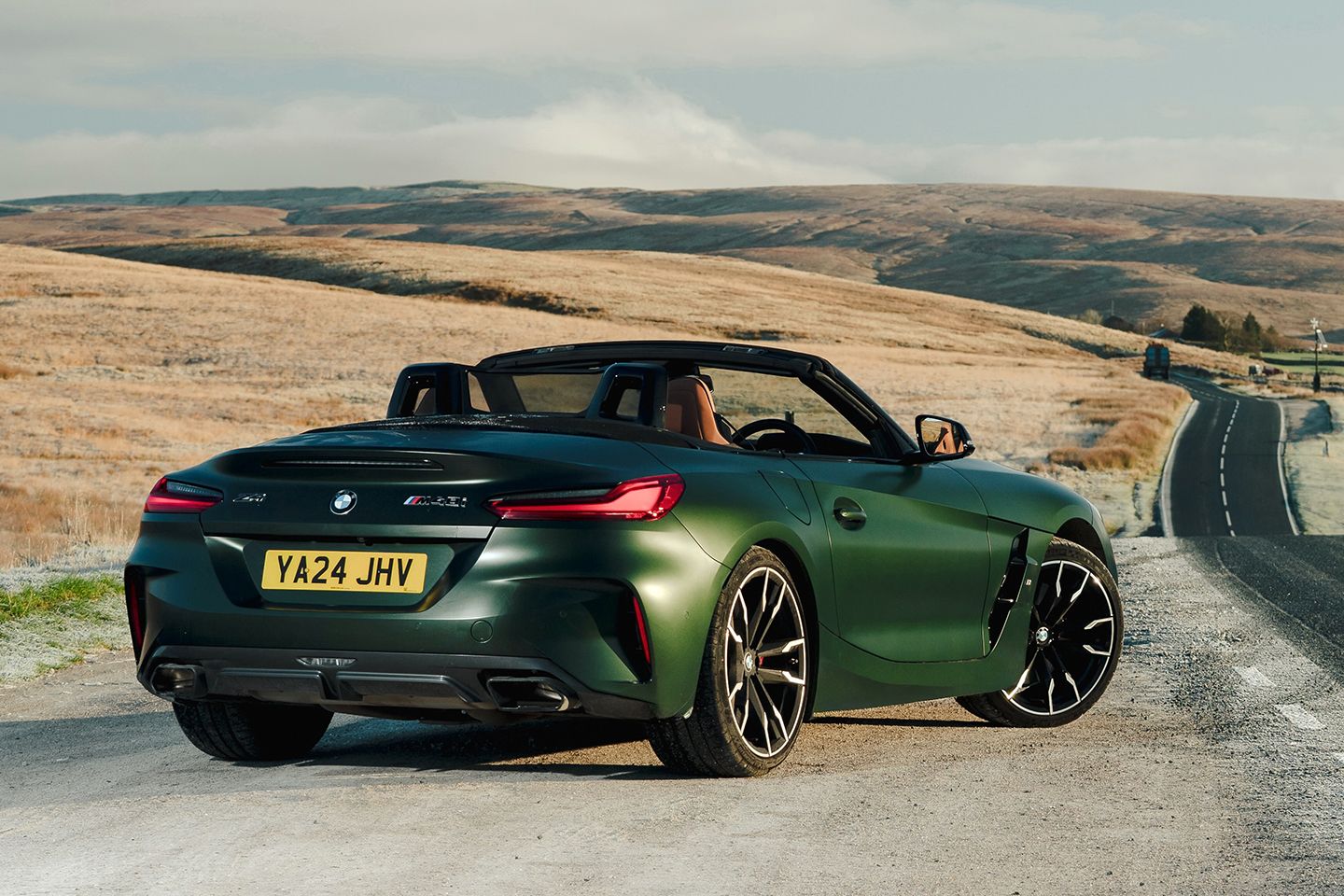 Bảng Màu BMW Z4: Bộ Sưu Tập Màu Sắc Cho Xe Mui Trần Huyền Thoại 4 bmw z4 colors - Hình 2