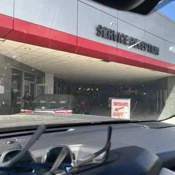 Bohn Brothers Toyota – Hành Trình 30 Năm Phát Triển Và Định Hình Thị Trường Ô Tô Tại Việt Nam Bohn Brothers Toyota – Hành Trình 30 Năm Phát Triển Và Định Hình Thị Trường Ô Tô Tại Việt Nam