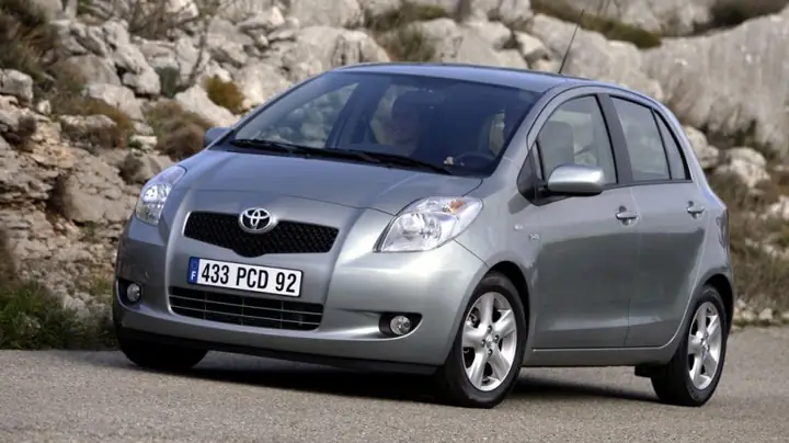 Hướng Dẫn Mua Xe Toyota Yaris Cũ: Những Điều Cần Biết Để Đầu Tư Thông Minh