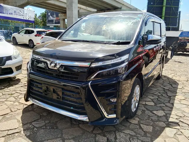 Mua Toyota Voxy: Hướng Dẫn Chi Tiết Từ A Đến Z Cho Người Mới Bắt Đầu Mua Toyota Voxy: Hướng Dẫn Chi Tiết Từ A Đến Z Cho Người Mới Bắt Đầu
