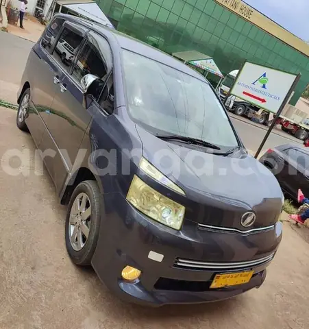 Mua Toyota Voxy: Hướng Dẫn Chi Tiết Từ A Đến Z Cho Người Mới Bắt Đầu Mua Toyota Voxy: Hướng Dẫn Chi Tiết Từ A Đến Z Cho Người Mới Bắt Đầu