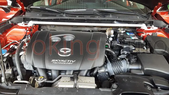 Các Bộ Phận Quan Trọng Trong Khoang Máy Xe Mazda 6 2003: Hướng Dẫn Chi Tiết