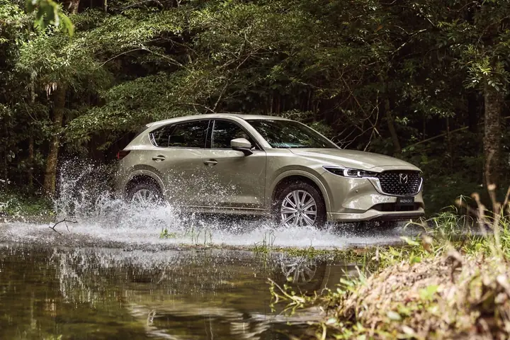 Các Yếu Tố Nền Tảng Dẫn Đến Thành Công Bền Vững Của Mazda