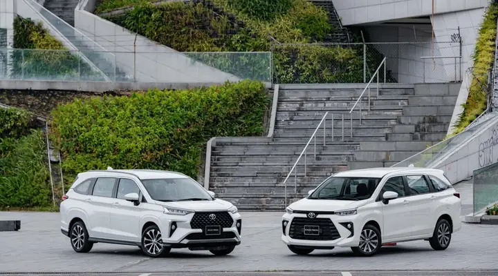 Các Dòng Xe Toyota: Lịch Sử, Đặc Điểm Và Lựa Chọn Thông Minh Cho Người Tiêu Dùng Việt Nam Các Dòng Xe Toyota: Lịch Sử, Đặc Điểm Và Lựa Chọn Thông Minh Cho Người Tiêu Dùng Việt Nam