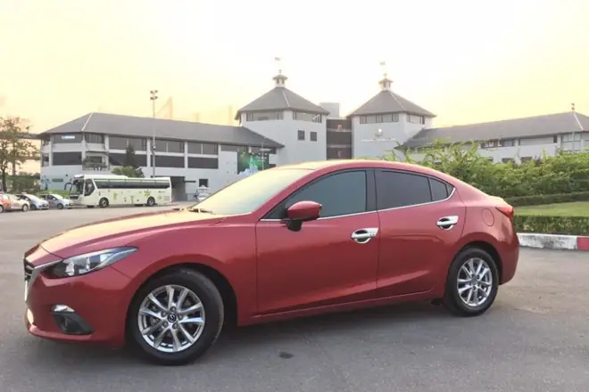Cách Phân Biệt Giữa Mazda 3 1.5l Và 2.0l: Hướng Dẫn Chi Tiết
