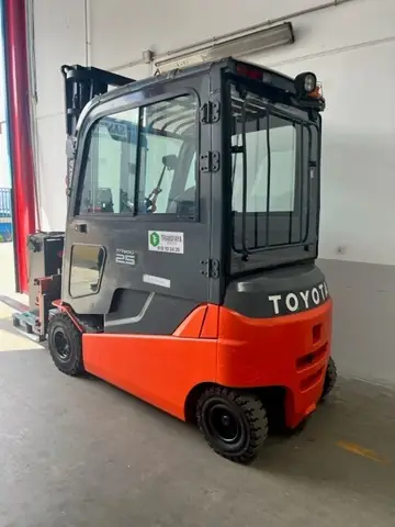 Carretilla Eléctrica Toyota: Giải Pháp Vận Chuyển Hiệu Quả Và Bền Vững Cho Doanh Nghiệp