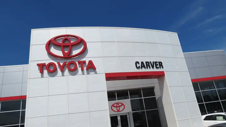 Carver Toyota: Tổng Quan Về Mẫu Xe Minivan Đa Dụng