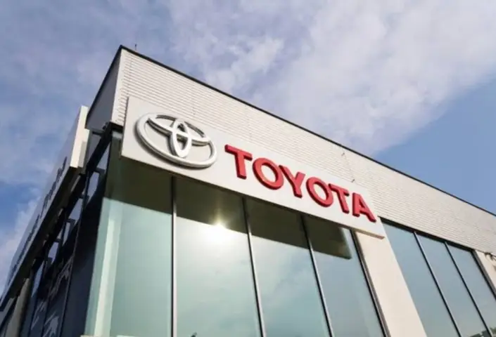 Câu Chuyện Toyota: Hành Trình Từ Một Xưởng Nhỏ Đến Đế Chế Toàn Cầu Câu Chuyện Toyota: Hành Trình Từ Một Xưởng Nhỏ Đến Đế Chế Toàn Cầu