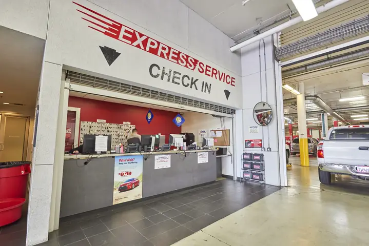Dịch Vụ Bảo Dưỡng Xe Toyota Tại Cerritos: Đánh Giá Toàn Diện Và Những Lưu Ý Quan Trọng