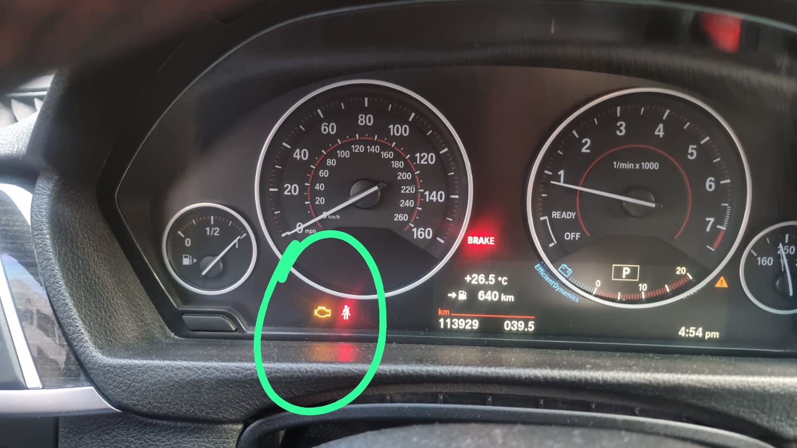 check engine bmw - Hình 1