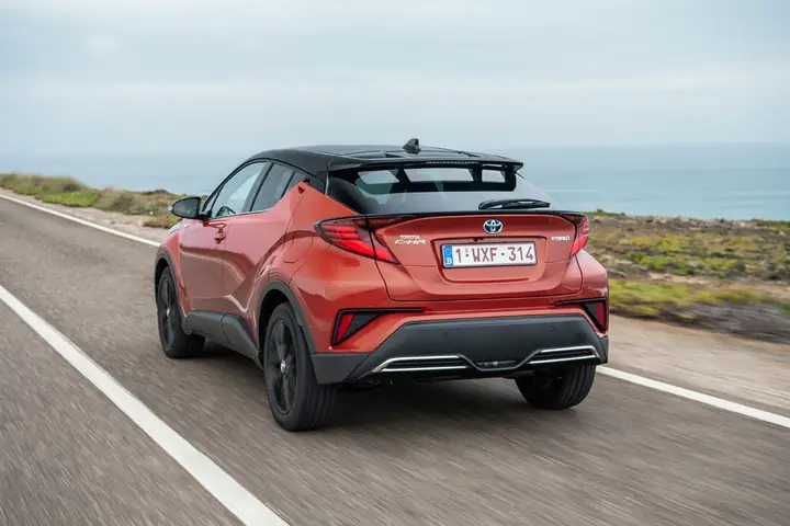 Coches Toyota: Tổng Quan Chi Tiết Về Dòng Xe, Công Nghệ Và Lựa Chọn Phù Hợp Cho Người Tiêu Dùng Việt Nam Coches Toyota: Tổng Quan Chi Tiết Về Dòng Xe, Công Nghệ Và Lựa Chọn Phù Hợp Cho Người Tiêu Dùng Việt Nam