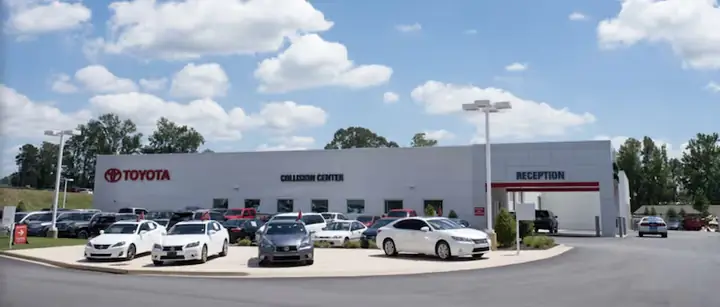Collision Center Toyota: Địa Chỉ Uy Tín Cho Dịch Vụ Sửa Chữa Va Chạm Xe Hơi