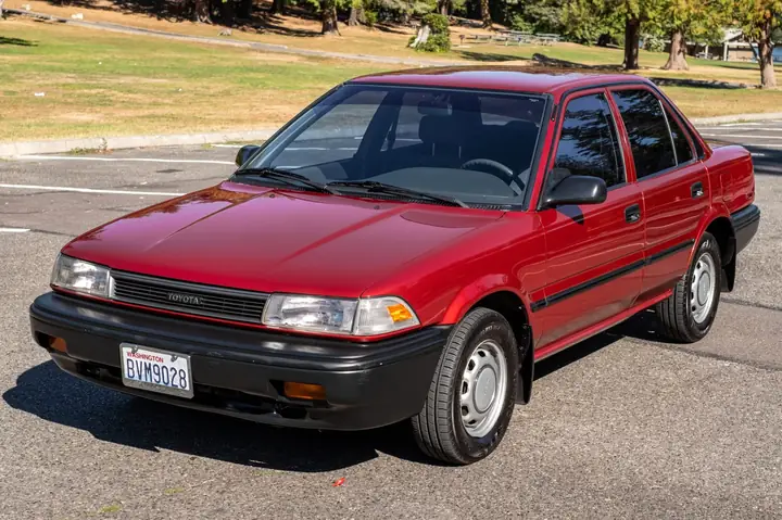 Colora Toyota 1989: Lịch Sử, Đặc Điểm Và Những Câu Chuyện Đằng Sau Màu Sắc Độc Đáo Colora Toyota 1989: Lịch Sử, Đặc Điểm Và Những Câu Chuyện Đằng Sau Màu Sắc Độc Đáo
