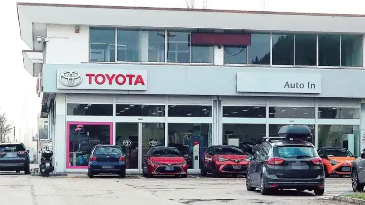 Concessionaria Toyota Rimini: Điểm Đến Tin Cậy Cho Người Yêu Xe Toyota Tại Rimini