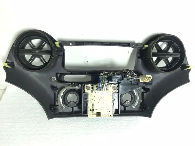 Cruscotto Toyota Yaris: Hướng Dẫn Chi Tiết Về Thiết Kế, Chức Năng Và Cách Thay Thế Cruscotto Toyota Yaris: Hướng Dẫn Chi Tiết Về Thiết Kế, Chức Năng Và Cách Thay Thế