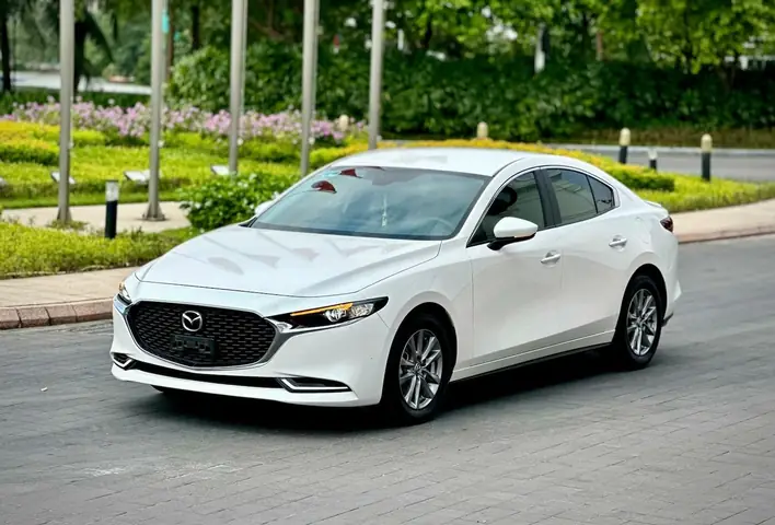 Đánh Giá Mazda 3 Sau 3 Năm Sử Dụng: Cẩm Nang Toàn Diện Cho Người Dùng Việt