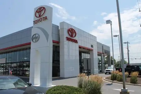 Darcars 355 Toyota – Đánh Giá Chi Tiết Và Những Điều Bạn Cần Biết Khi Mua Xe