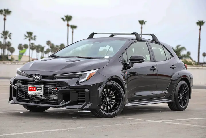 Dch Toyota – Đánh Giá Chi Tiết Và Dịch Vụ Tại Showroom Dch Toyota – Đánh Giá Chi Tiết Và Dịch Vụ Tại Showroom