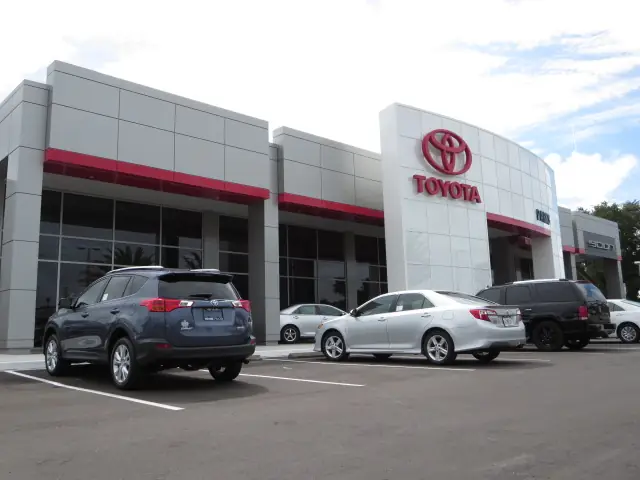 Deland Toyota – Tổng Quan Về Đại Lý, Dịch Vụ Và Các Mẫu Xe Phổ Biến
