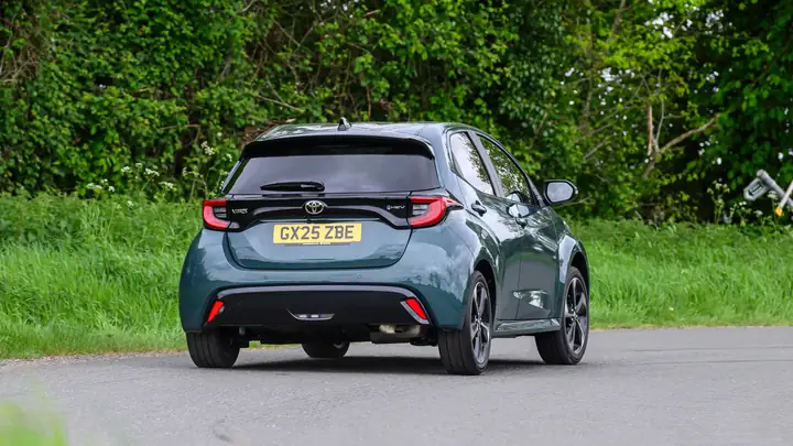 Đánh Giá Chi Tiết “description Toyota Yaris”: Thiết Kế, Động Cơ, Trang Bị Và Trải Nghiệm Lái Đánh Giá Chi Tiết “description Toyota Yaris”: Thiết Kế, Động Cơ, Trang Bị Và Trải Nghiệm Lái