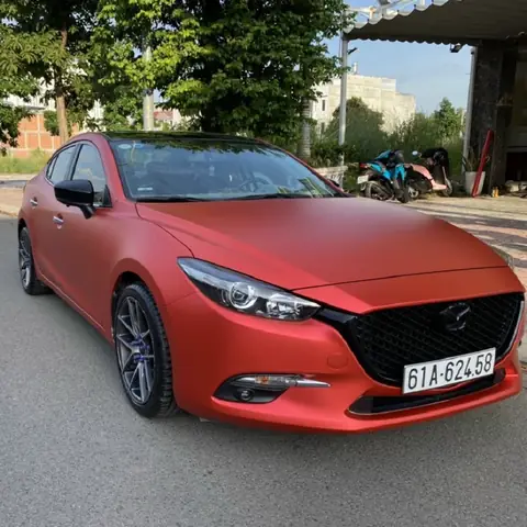Sơn Lại Xe Mazda 3 Chính Hãng: Bí Quyết Giữ Gìn Vẻ Đẹp & Giá Trị Xe