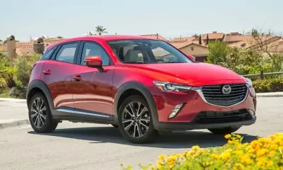Đối Thủ "nặng Ký" Của Mazda 3 Hatchback Tại Việt Nam: Ai Là Người Dẫn Đầu Cuộc Đua?