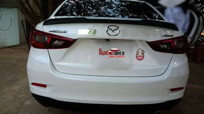 Đuôi Gió Liền Cốp Mazda 2 Tại Hà Nội: Hướng Dẫn Chi Tiết Và Địa Chỉ Uy Tín
