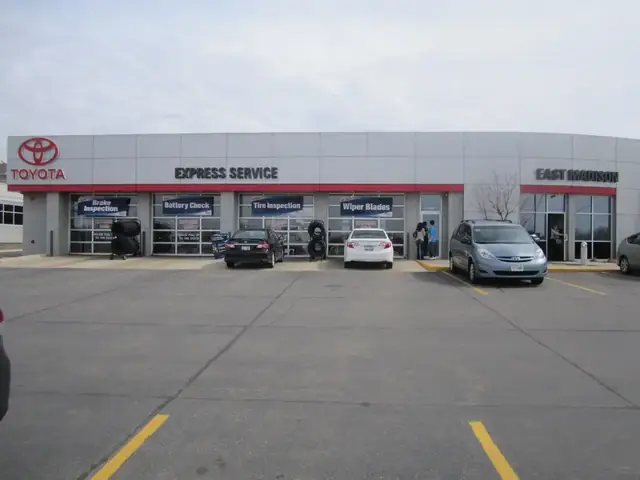 East Madison Toyota: Địa Chỉ Tin Cậy Cho Người Yêu Xe Toyota Tại Madison East Madison Toyota: Địa Chỉ Tin Cậy Cho Người Yêu Xe Toyota Tại Madison