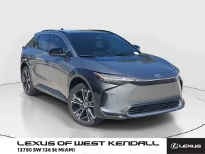 Expressway Toyota Miami: Hành Trình Trải Nghiệm Đỉnh Cao Cùng Toyota Trên Đường Cao Tốc Miami
