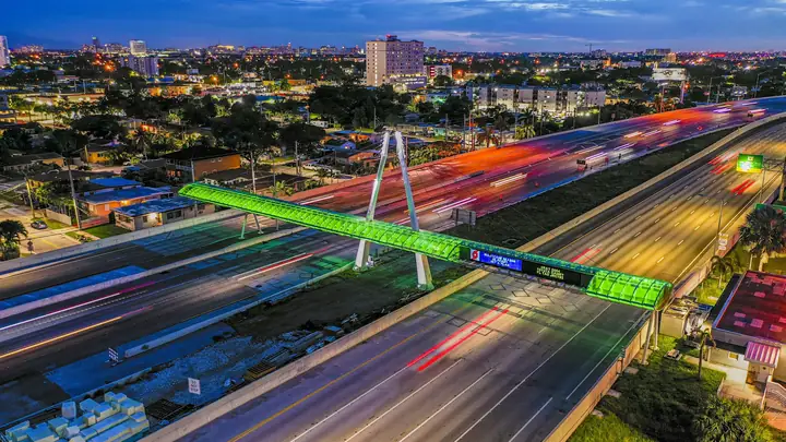 Expressway Toyota Miami: Hành Trình Trải Nghiệm Đỉnh Cao Cùng Toyota Trên Đường Cao Tốc Miami