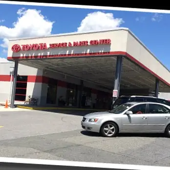 Fitzgerald Lakeforest Toyota: Địa Chỉ Tin Cậy Cho Người Yêu Xe Hơi Tại Lake Forest