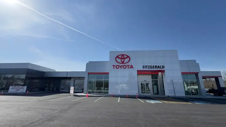 Fitzgerald Lakeforest Toyota: Địa Chỉ Tin Cậy Cho Người Yêu Xe Hơi Tại Lake Forest