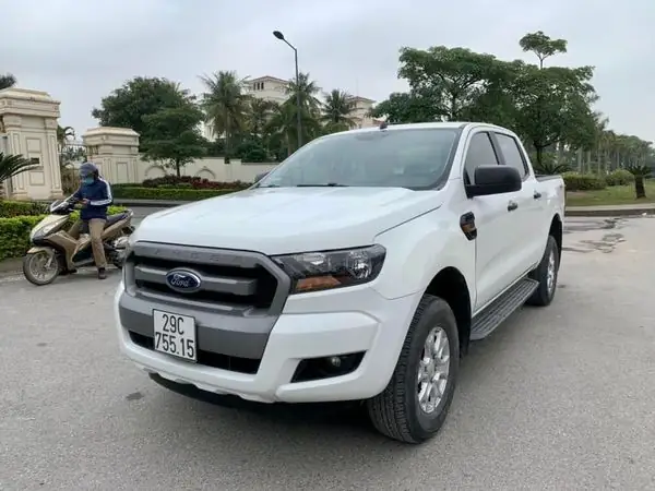 Ford Ranger Xls 4x2 At 2017 Hay Mazda Bt-50: So Sánh Chi Tiết Và Đánh Giá Chuyên Sâu