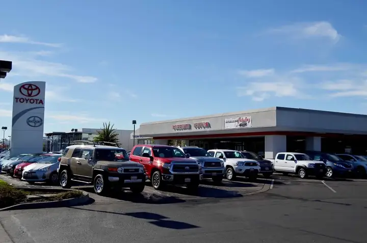 Freeman Toyota – Tổng Quan Về Thương Hiệu, Dòng Xe Và Dịch Vụ Hỗ Trợ Khách Hàng