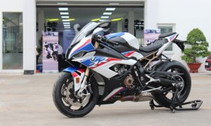 giá bmw s1000rr