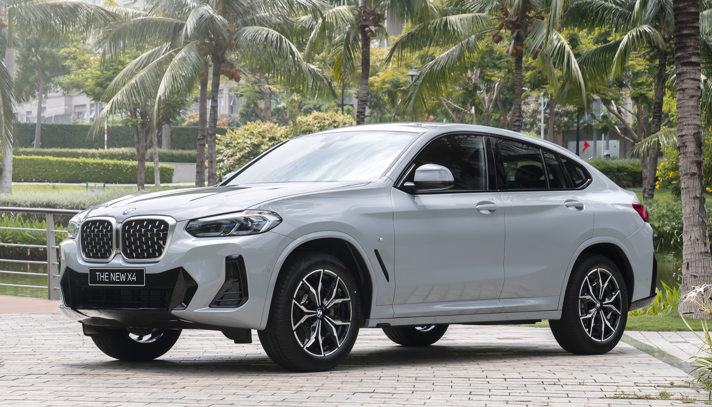 gia bmw x4