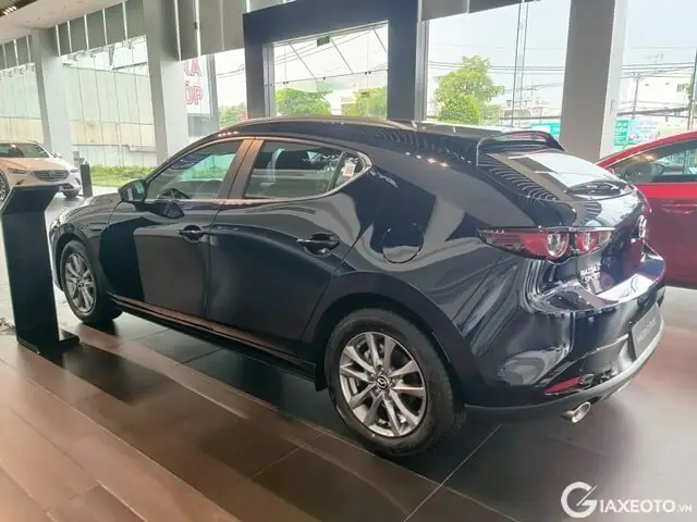Giá Lăn Bánh Xe Mazda 3 Hatchback Màu Đen: Thông Tin Chi Tiết Cập Nhật Mới Nhất