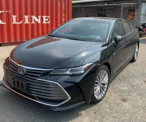 Giá Toyota Avalon: Tổng Quan Giá Bán, Các Phiên Bản Và Lời Khuyên Mua Xe 2024