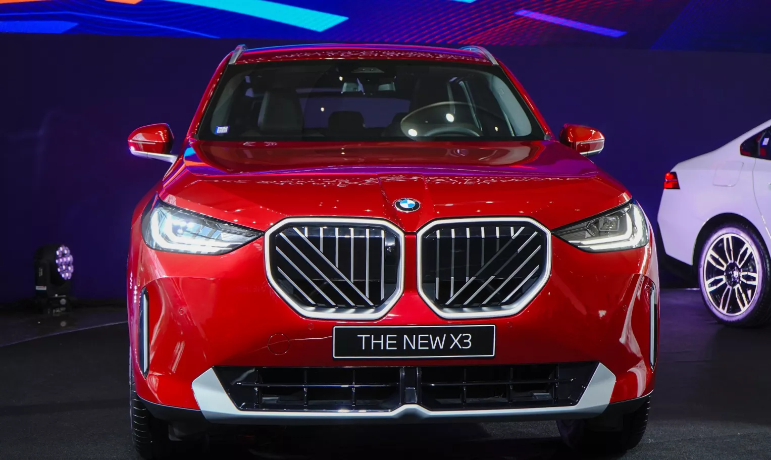Giá xe BMW X3 2024: Bảng giá chi tiết, lăn bánh và đánh giá từ A-Z 3 giá xe bmw x3 - Hình 3