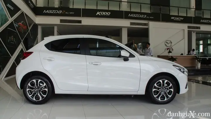 Giá Xe Mazda 2 2016 Đại Lý Nguyễn Trãi: Thông Tin Chi Tiết Và Lời Khuyên